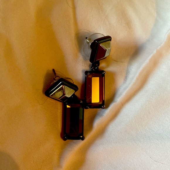 Ann Taylor Necklace w/ Matching Earrings - Picture 3 of 10